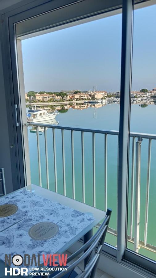 Vue Magique Sur La Marina - Appart En Duplex, Les Pieds Dans L'Eau 생시프리앙 외부 사진